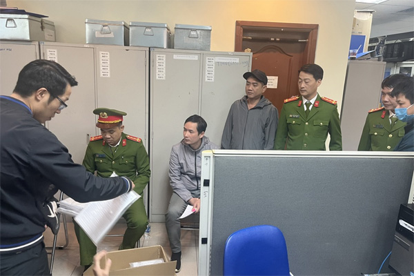 Khởi tố 14 bị can tại trung tâm đăng kiểm ở Bắc Ninh-2