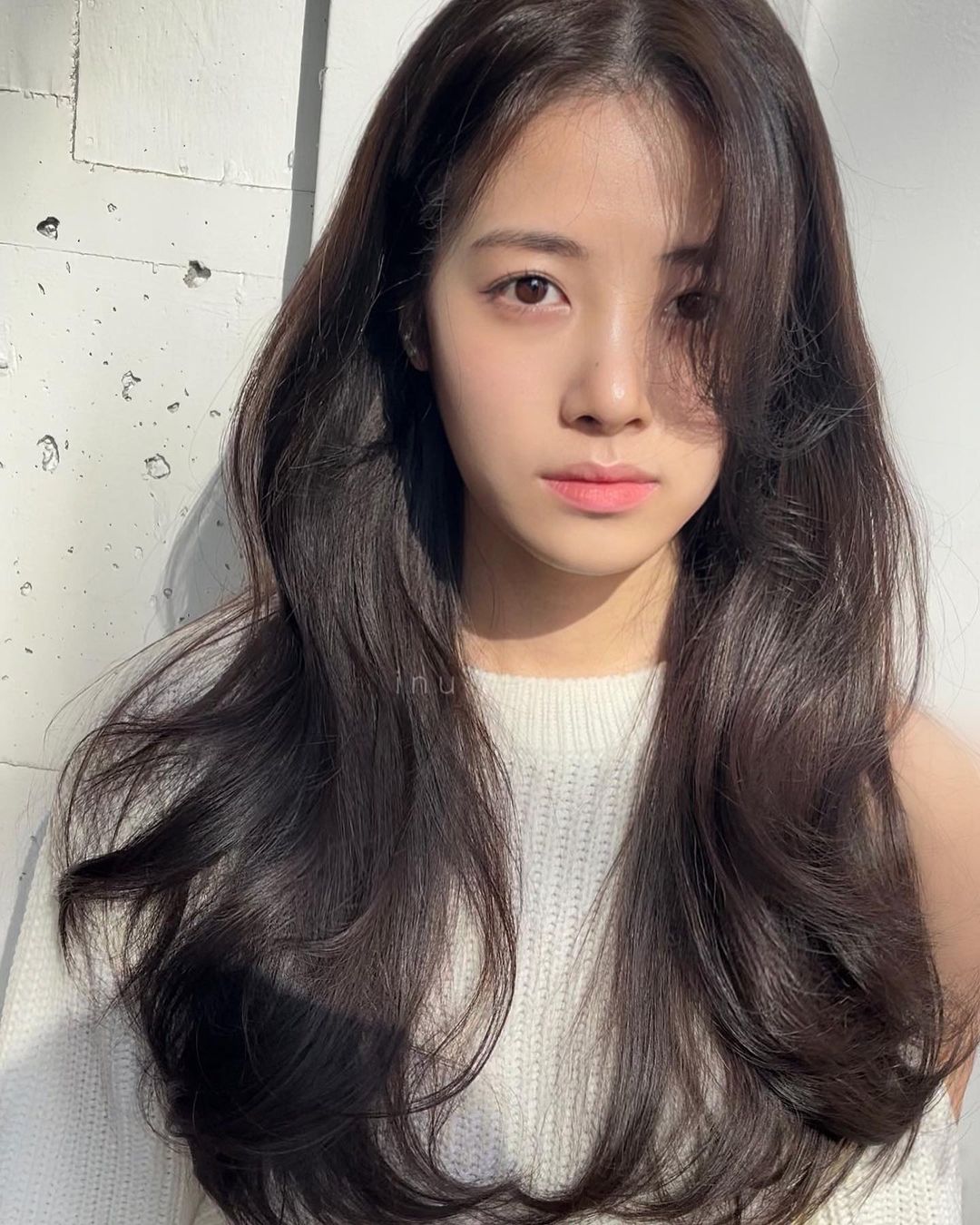 5 màu tóc nhuộm không cần tẩy vẫn tôn da trắng hồng chơi Tết-1