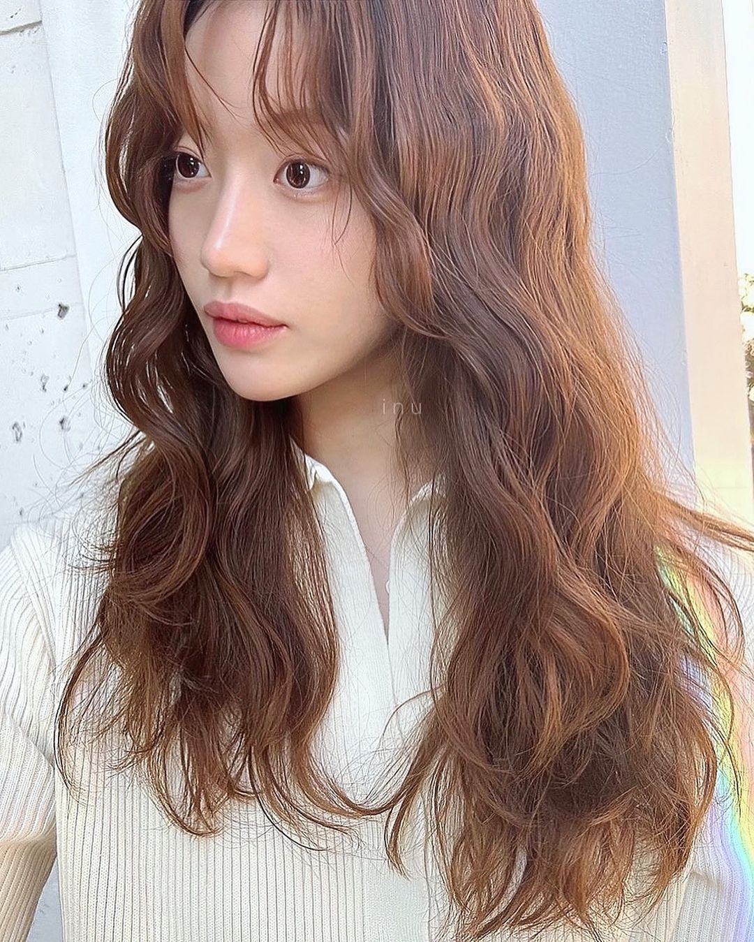 5 màu tóc nhuộm không cần tẩy vẫn tôn da trắng hồng chơi Tết-6