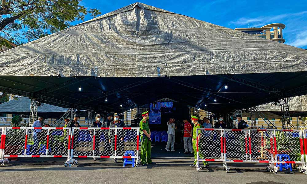 Hàng ngàn nạn nhân nhận được gì sau phiên xử Nguyễn Thái Luyện và đồng phạm?-1