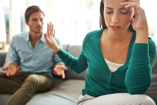 Quan hệ khác giới, 5 biểu hiện đàn bà đạo đức giả, chia tay càng sớm càng tốt!