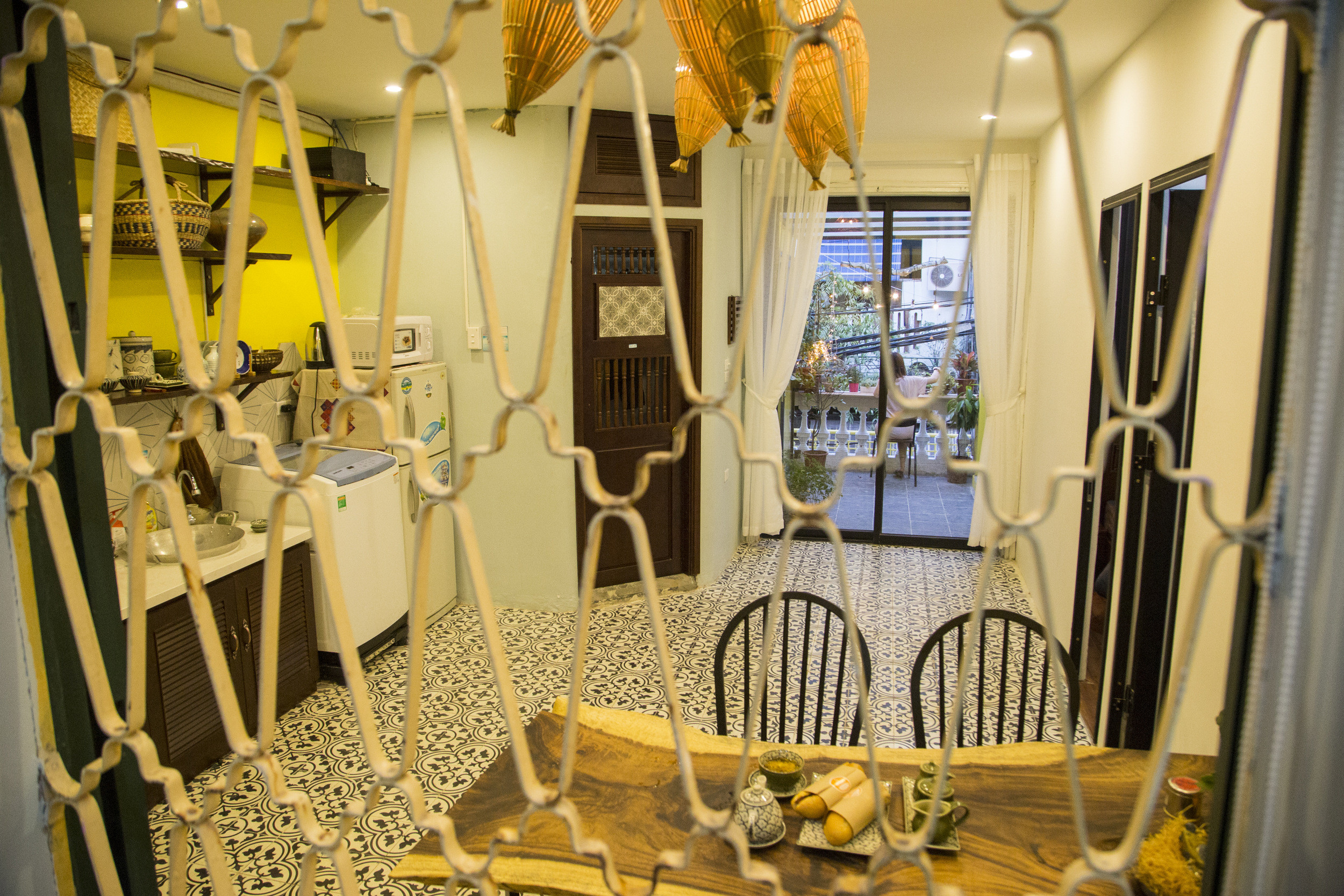 Chi 300 triệu cải tạo nhà kho ở phố cổ Hà Nội thành căn hộ đẹp, sang trọng-5