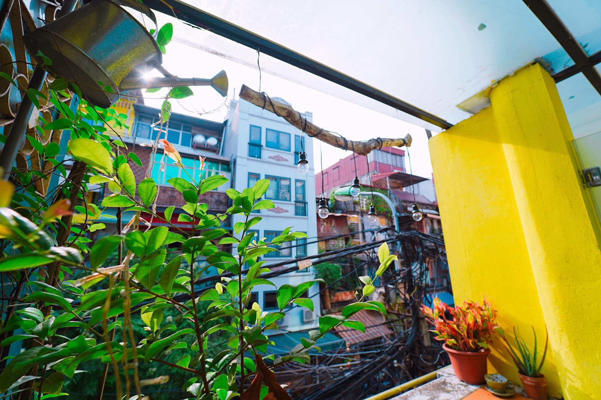 Chi 300 triệu cải tạo nhà kho ở phố cổ Hà Nội thành căn hộ đẹp, sang trọng-24