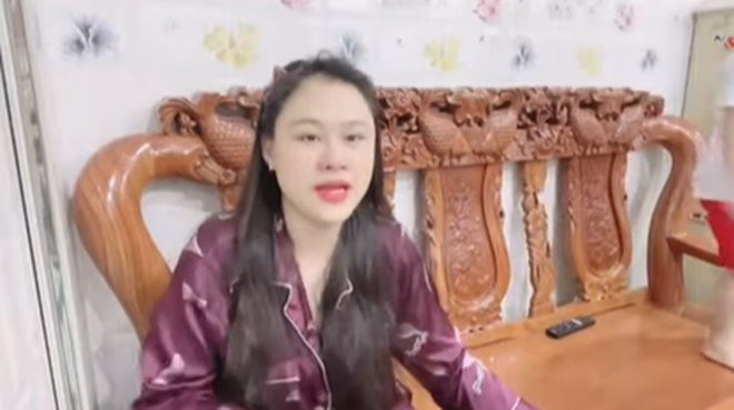 Sau 2 năm Vân Quang Long mất, vợ thứ hai và con gái giờ thế nào?-3