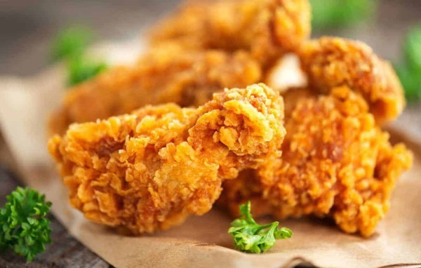 Gà rán KFC giòn, xốp, ngon như ngoài hàng-3