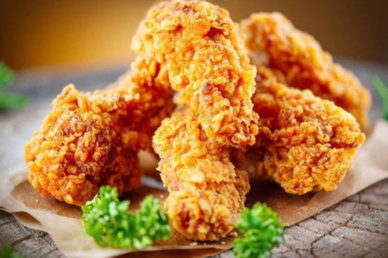 Gà rán KFC giòn, xốp, ngon như ngoài hàng