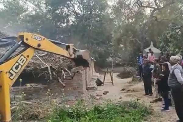 Phẫn nộ cô gái bị đánh nhập viện vì từ chối đi xem mắt-3