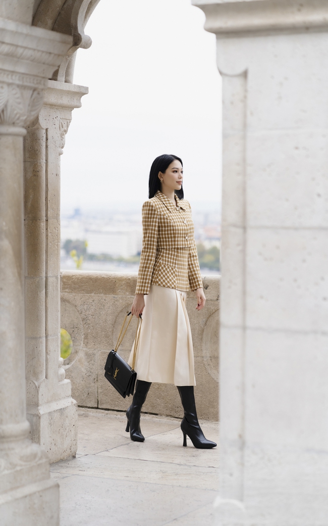 Linh Rin gợi ý 6 set đồ sang chảnh, sáng bừng style công sở dịp cuối năm-4