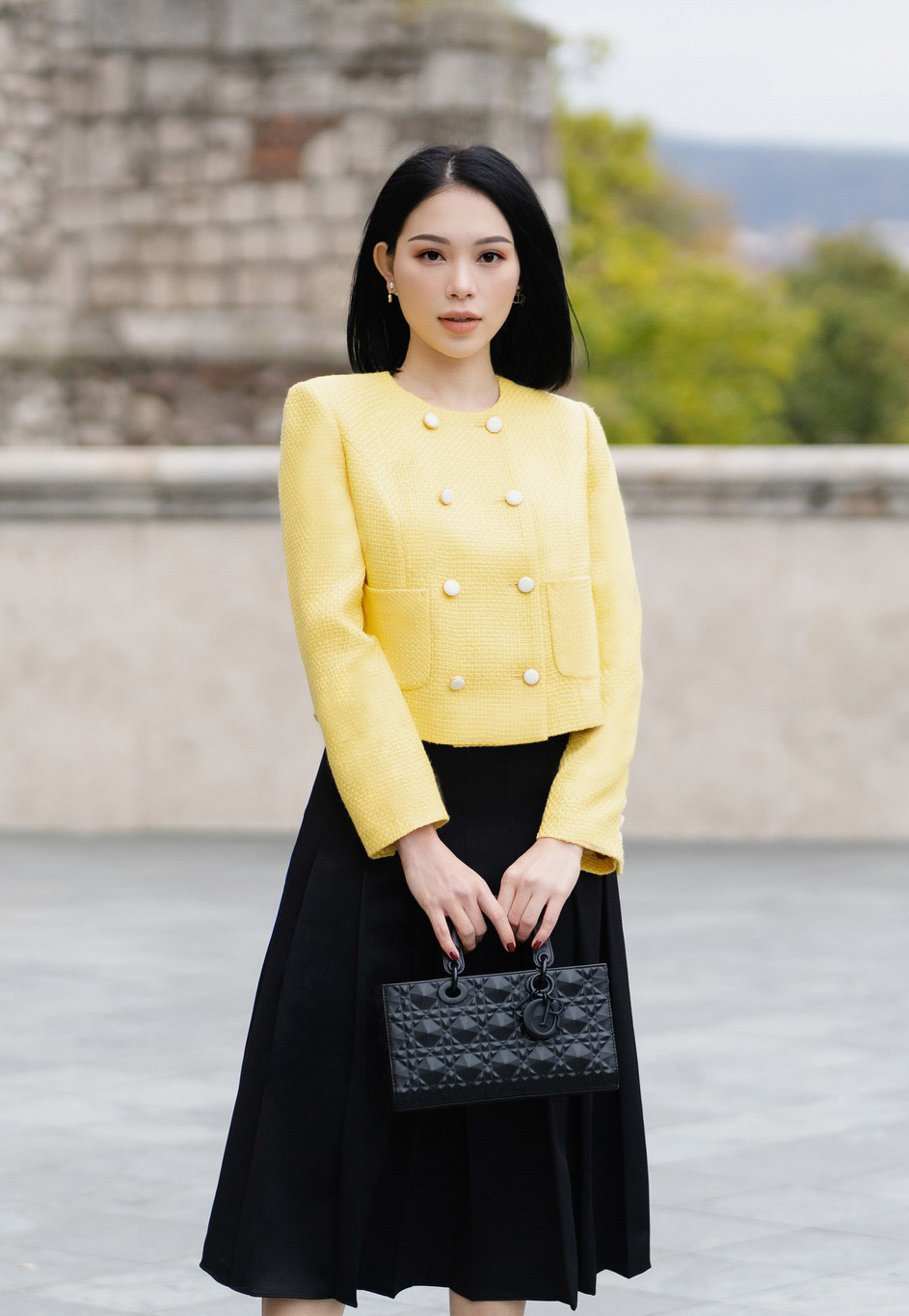 Linh Rin gợi ý 6 set đồ sang chảnh, sáng bừng style công sở dịp cuối năm-8