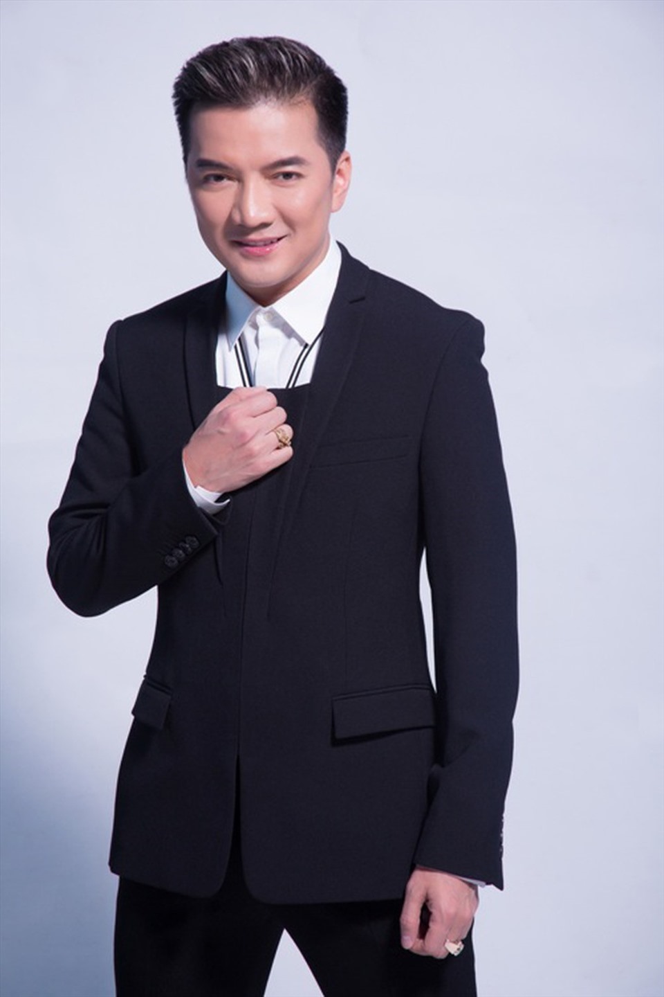 Cấm diễn, cấm sóng, cấm mạng với sao Việt vi phạm pháp luật, đạo đức: Nặng hay nhẹ?-3