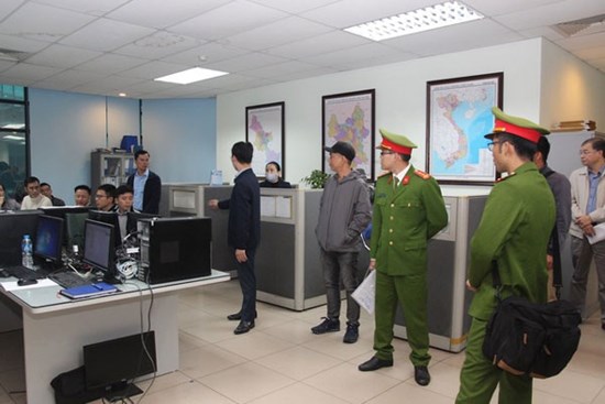 Khởi tố 14 bị can tại trung tâm đăng kiểm ở Bắc Ninh