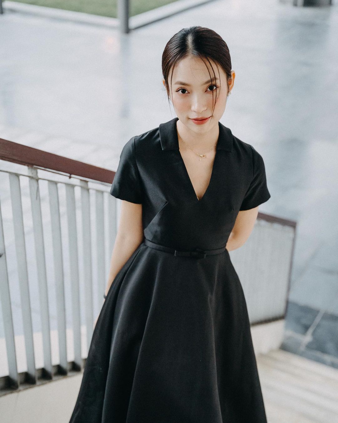 9 bộ đồ công sở giúp Khánh Vy ghi điểm mặc đẹp-3