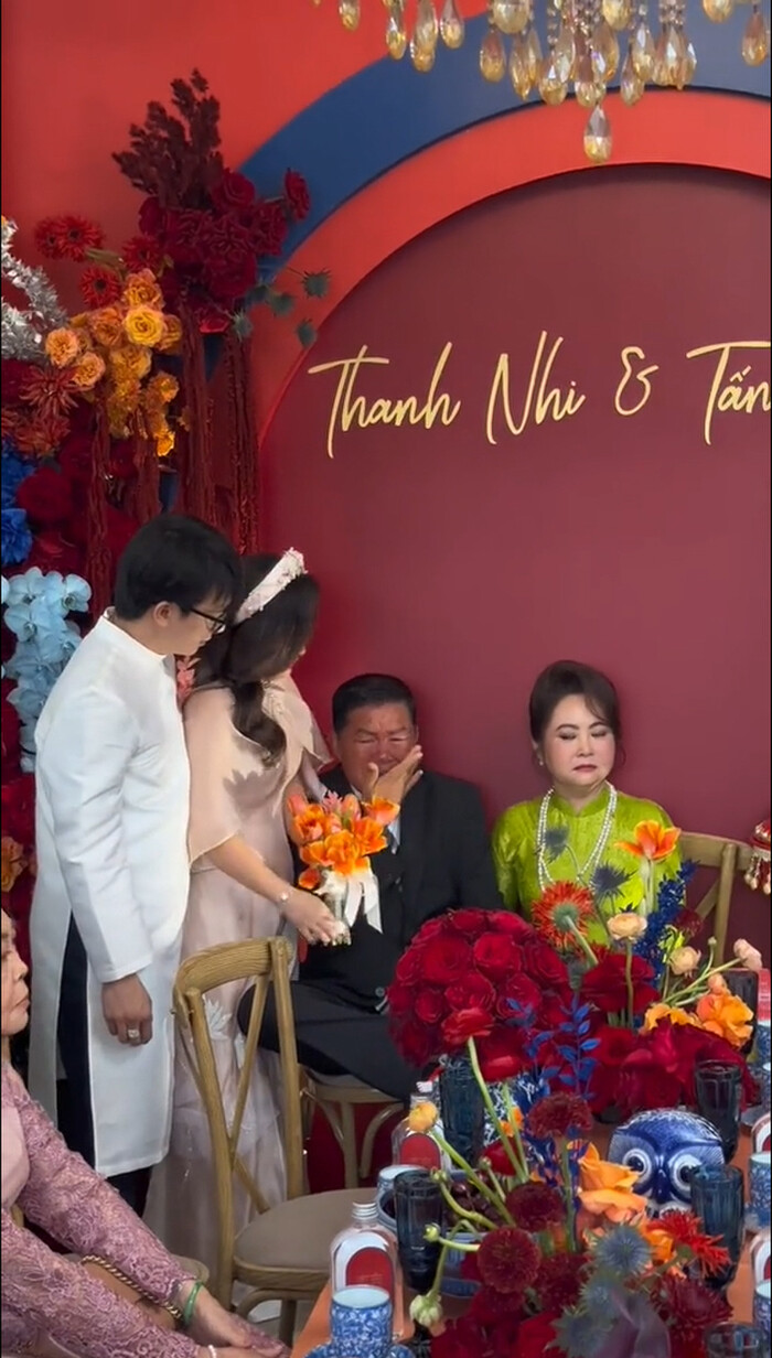 Cô dâu hot nhất Bạc Liêu nhận của hồi môn gần 600 tỷ đồng, netizen ào ào xin vía khởi nghiệp thành công-1