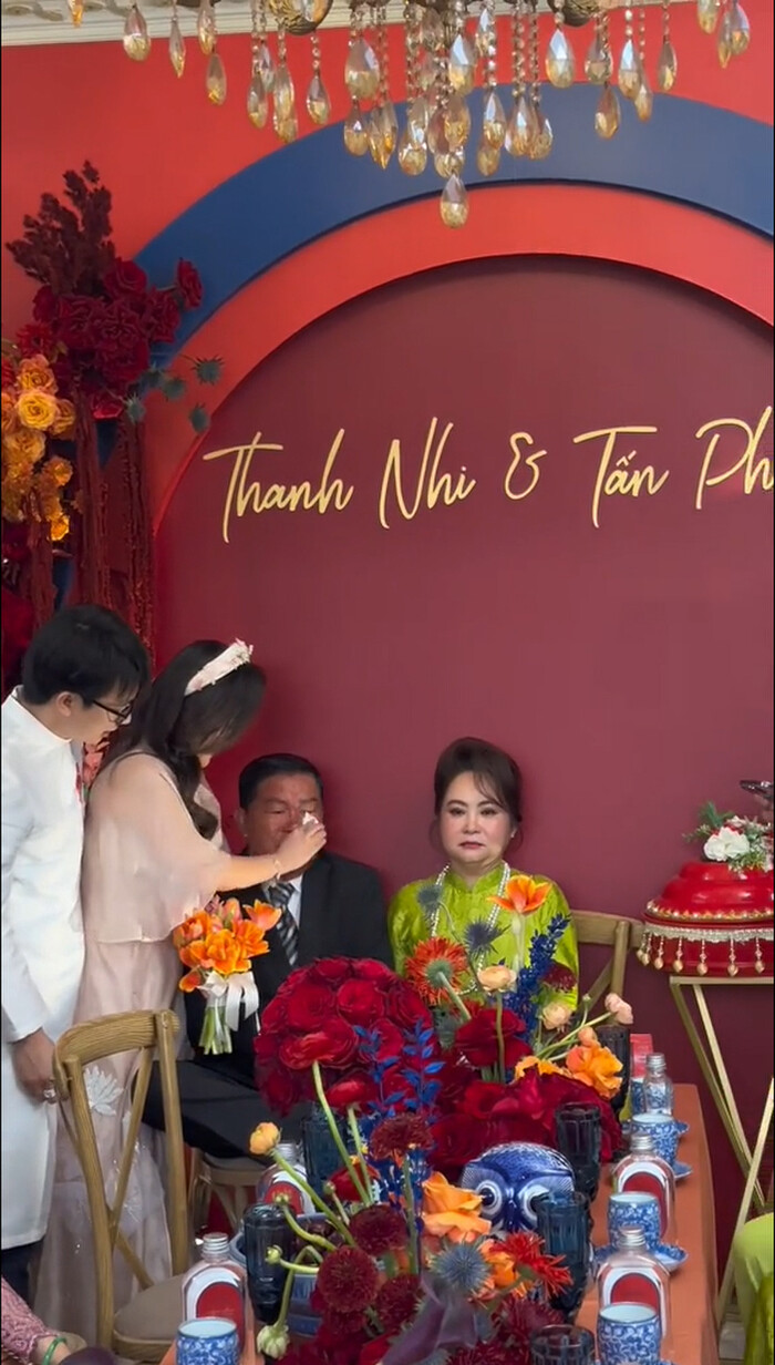 Cô dâu hot nhất Bạc Liêu nhận của hồi môn gần 600 tỷ đồng, netizen ào ào xin vía khởi nghiệp thành công-2