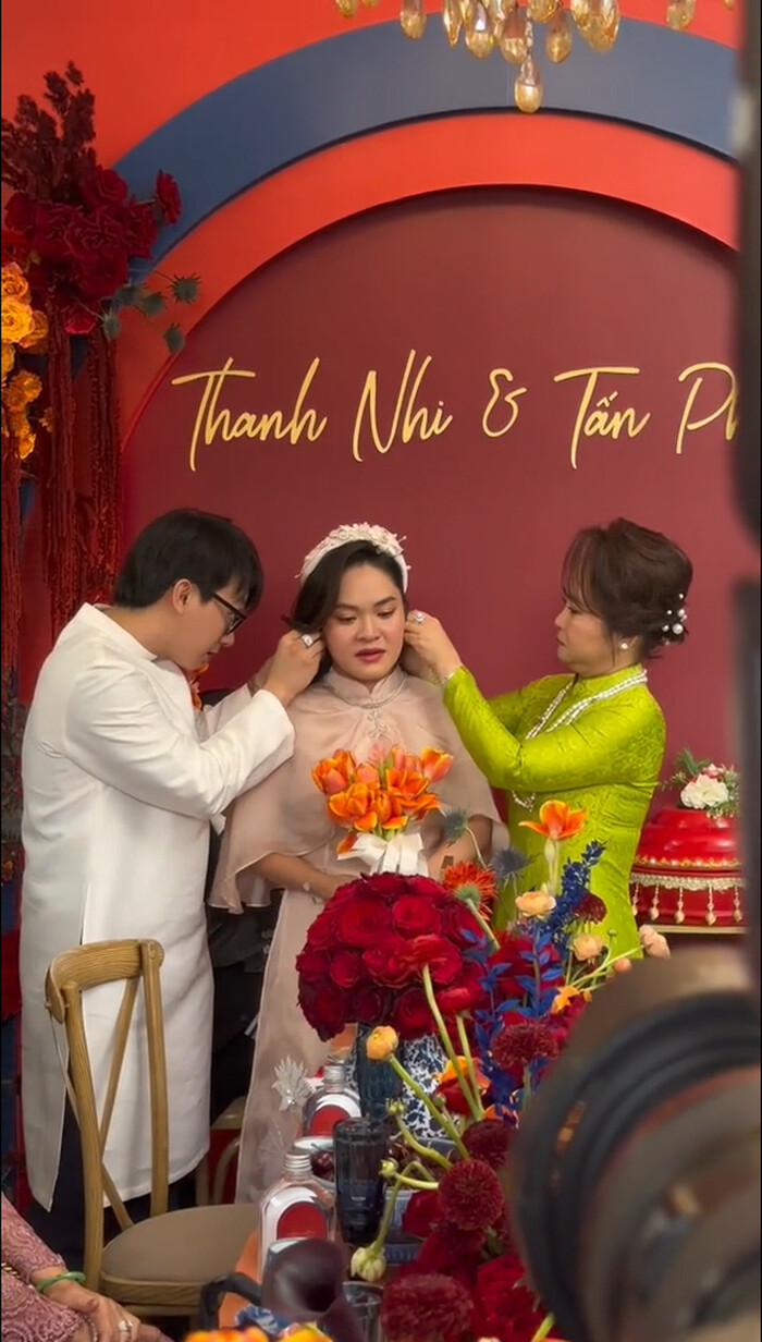 Cô dâu hot nhất Bạc Liêu nhận của hồi môn gần 600 tỷ đồng, netizen ào ào xin vía khởi nghiệp thành công-3