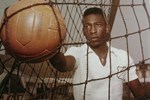 Vua Pele qua đời, thế giới bóng đá thổn thức-12
