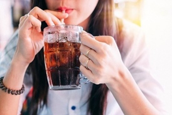 Tại sao không nên uống ngọt nhiều vào ngày Tết?