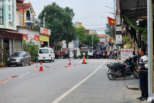 Vụ 2 vợ chồng giáo viên bị truy sát trong đêm: Công bố đặc điểm nhận dạng nghi phạm-2