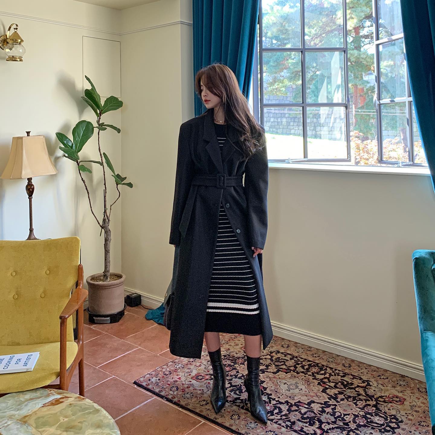 Tham khảo 5 kiểu áo khoác kết hợp cùng váy-5