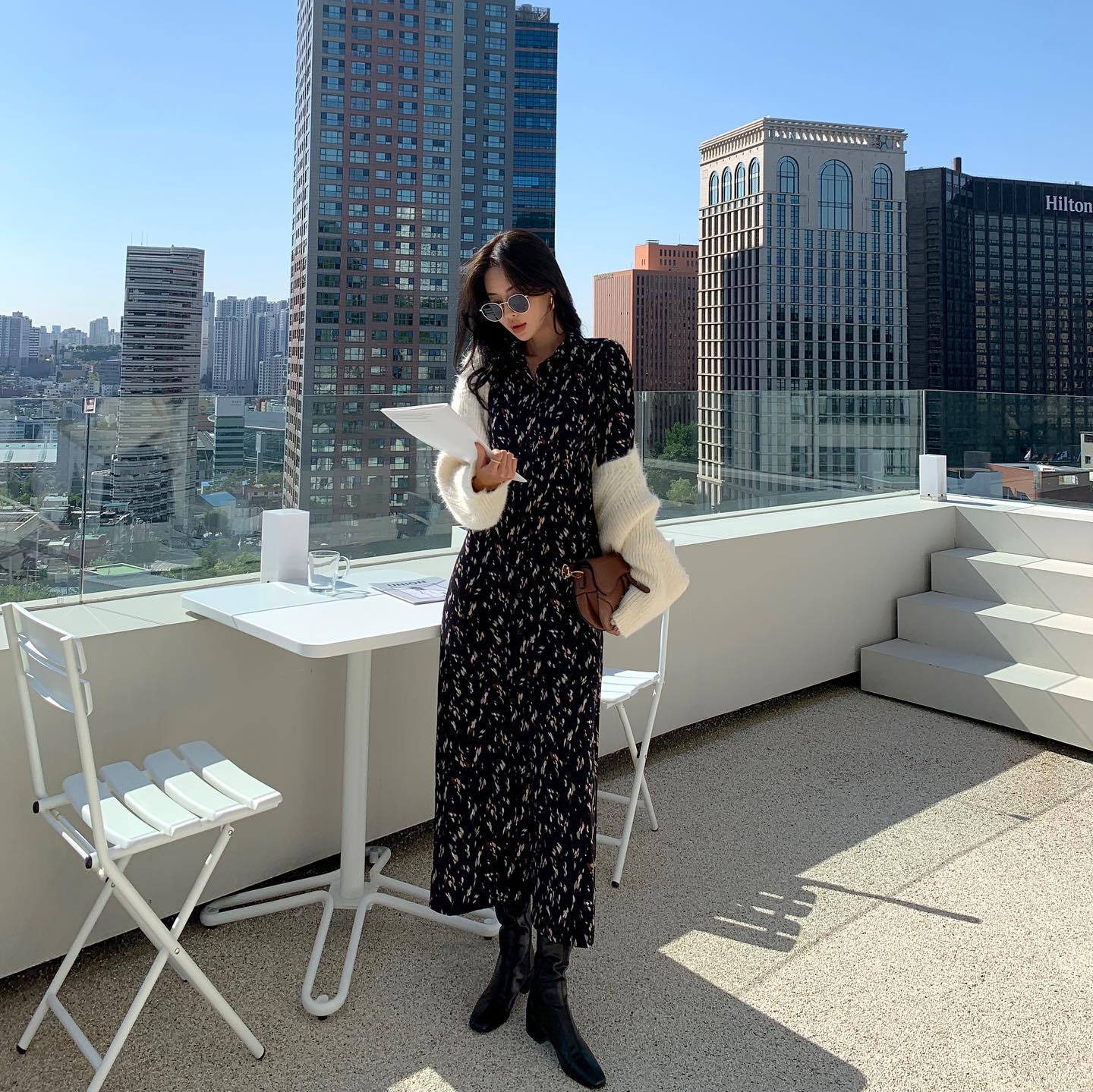 Tham khảo 5 kiểu áo khoác kết hợp cùng váy-7