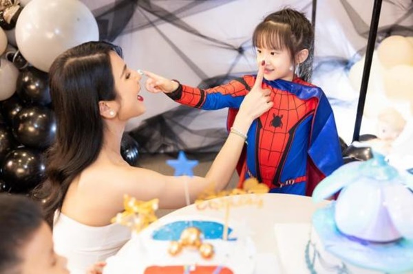 Diệp Lâm Anh đã được đón con trai về với mình, bật mí mối quan hệ với nhà chồng cũ-2