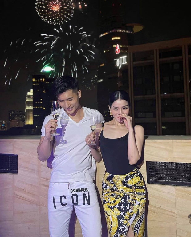 Hành trình 3 năm ngọt ngào của cặp đôi Việt công khai hẹn hò vào ngày đầu năm-1