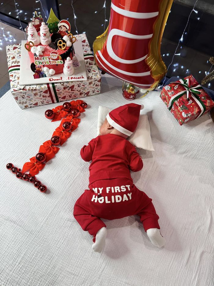 Vợ mẫu Tây và Bùi Tiến Dũng hạnh phúc ngọt ngào bên con trai-3