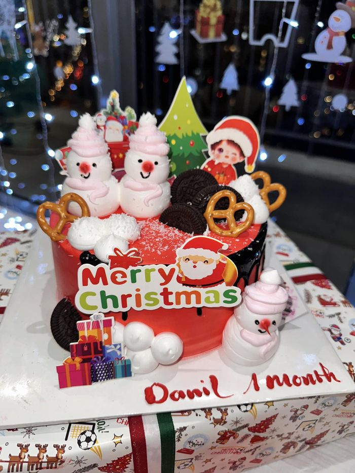 Vợ mẫu Tây và Bùi Tiến Dũng hạnh phúc ngọt ngào bên con trai-5