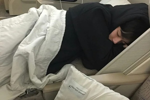 3 việc phụ nữ cần làm ngay khi thức dậy để đẩy lùi lão hóa-2