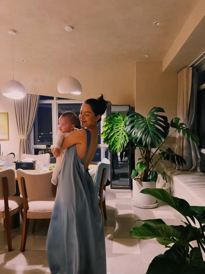 Lần hiếm hoi bạn trai Phạm Quỳnh Anh lên sóng trên mạng xã hội-4