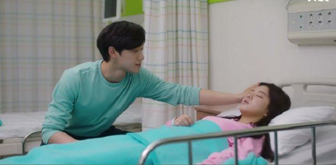 Vợ ngất xỉu đêm tân hôn, vội vàng đưa tới bệnh viện, tôi cười cay đắng khi nghe bác sĩ nói-1