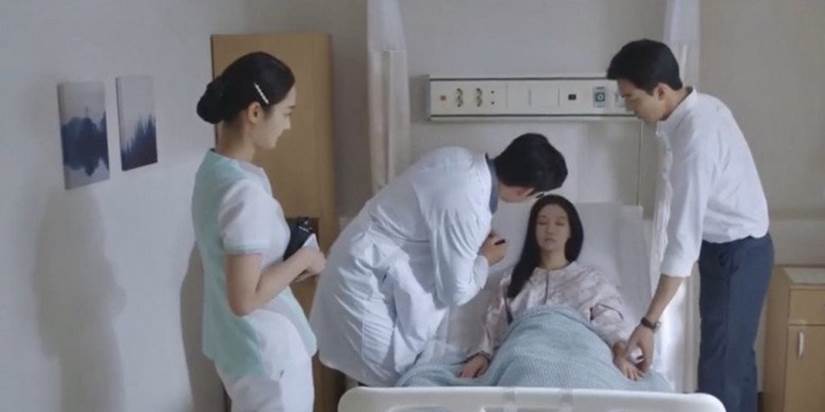 Vợ ngất xỉu đêm tân hôn, vội vàng đưa tới bệnh viện, tôi cười cay đắng khi nghe bác sĩ nói-2