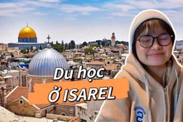 Mẹ kiện trường vì con gái bị nhân viên y tế lột quần áo-3