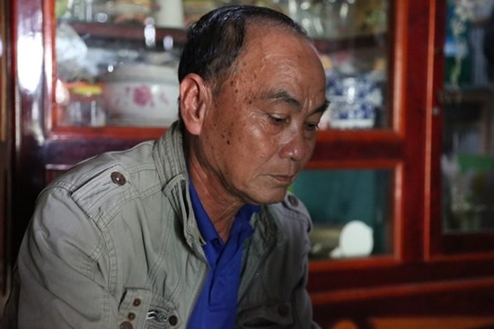 Ông ngoại bé trai 10 tuổi lọt xuống trụ bê tông ở Đồng Tháp: “Thằng bé học giỏi lắm…”