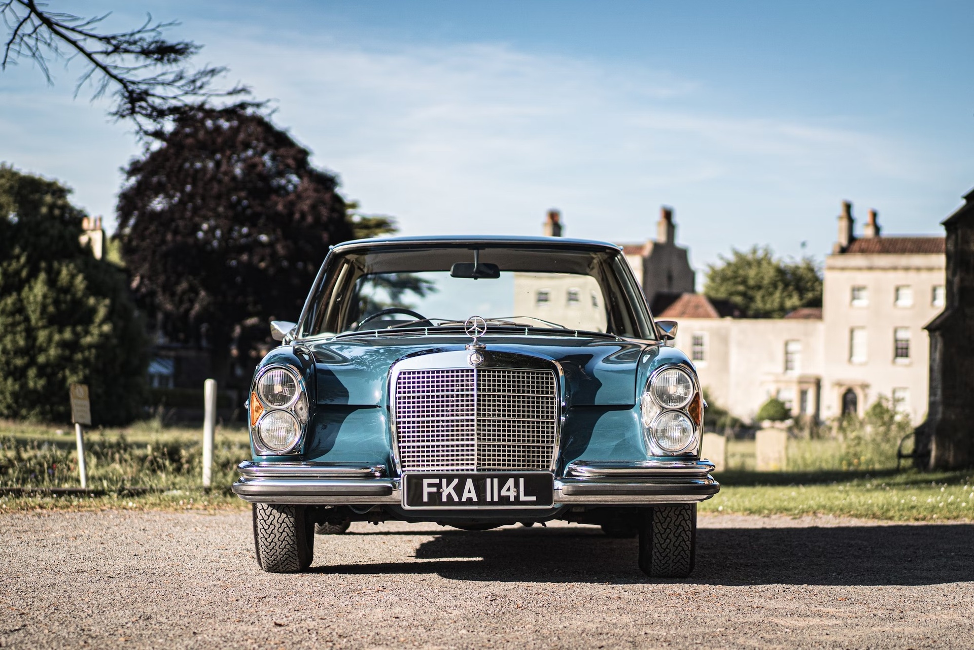 Những mẫu ôtô gắn liền với tên tuổi Pele-5