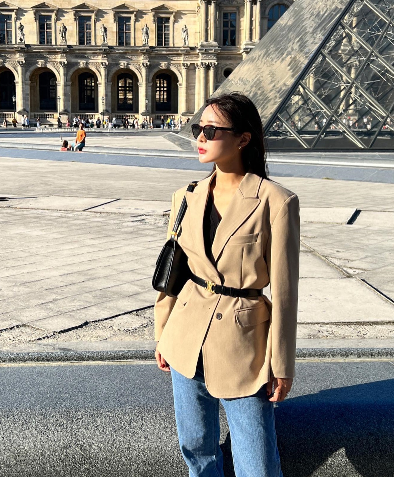 5 cách phối áo blazer cho người thấp-2