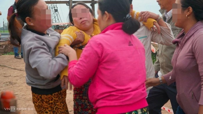 Xót xa gia cảnh khó khăn của gia đình bé trai rơi xuống trụ bê tông sâu 35m-3