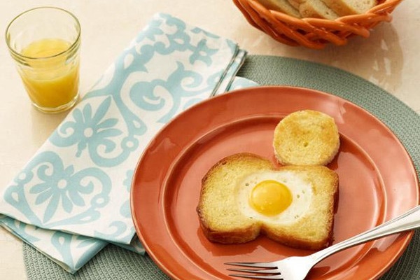 Điều gì xảy ra khi bạn ăn bánh mì hằng ngày?-1