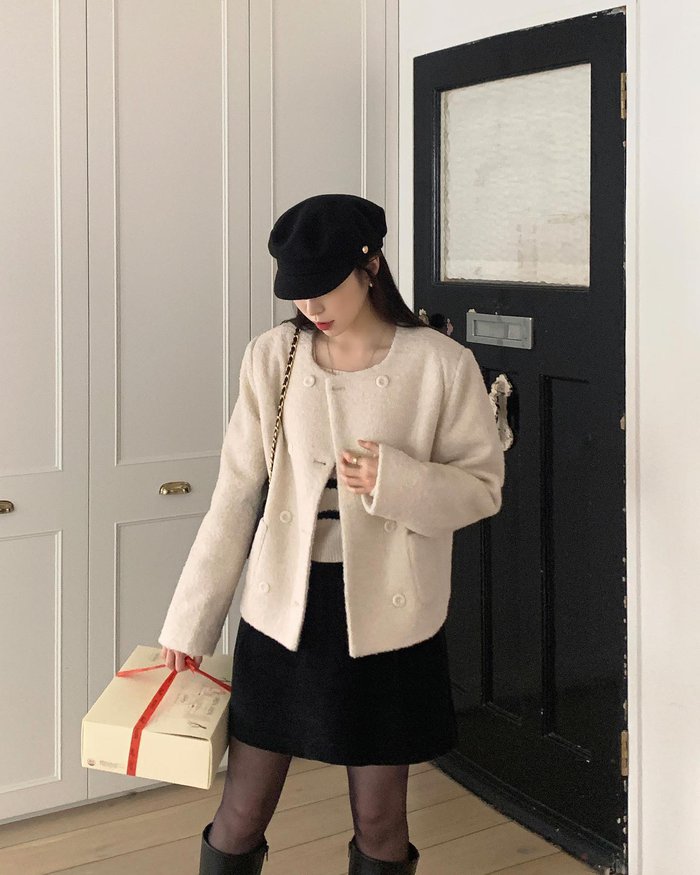 10 công thức diện chân váy đen giúp phong cách thăng hạng-10