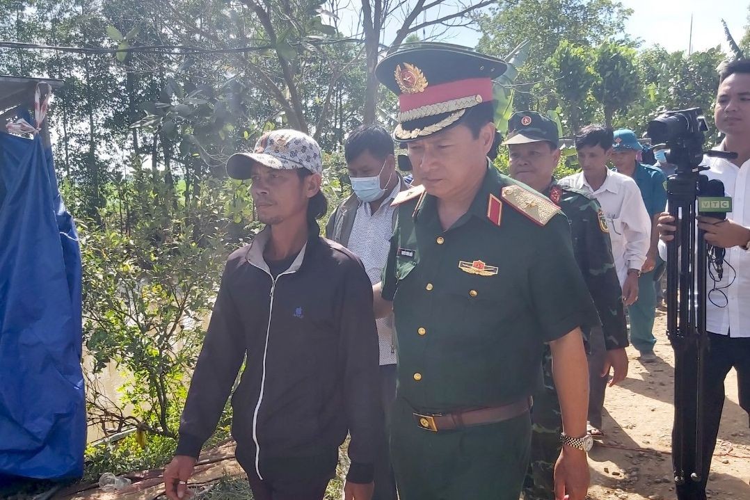 Sắp hoàn tất việc cứu bé trai rơi xuống trụ bê tông sâu 35m-6