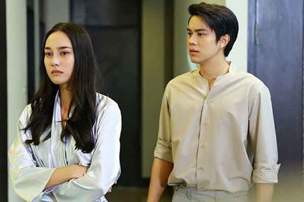 Ly hôn 3 năm thì tái hôn, ngày cưới chồng cũ bỗng tới dự, nghe anh nói tôi theo anh rời đi luôn-3