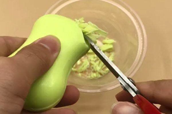 Cắt nhỏ cục xà phòng đặt ở góc nhà: Công dụng tuyệt vời, tiết kiệm cả đống tiền mỗi năm-1