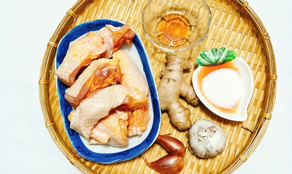 Món gà kho gừng dân dã, vừa lên mâm đã hết sạch nồi cơm-1