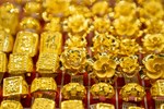Giá vàng hôm nay 5/1: Vàng tăng mạnh lên đỉnh mới-2