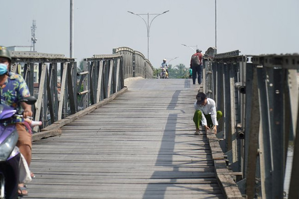 Cưỡng đoạt tiền CSGT, người đàn ông ở Hải Dương bị bắt-2