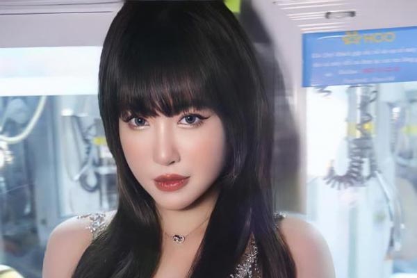 Elly Trần tiết lộ bố ruột nhắn tin mắng chồng Tây của cô vì thiếu lễ độ với người lớn-5