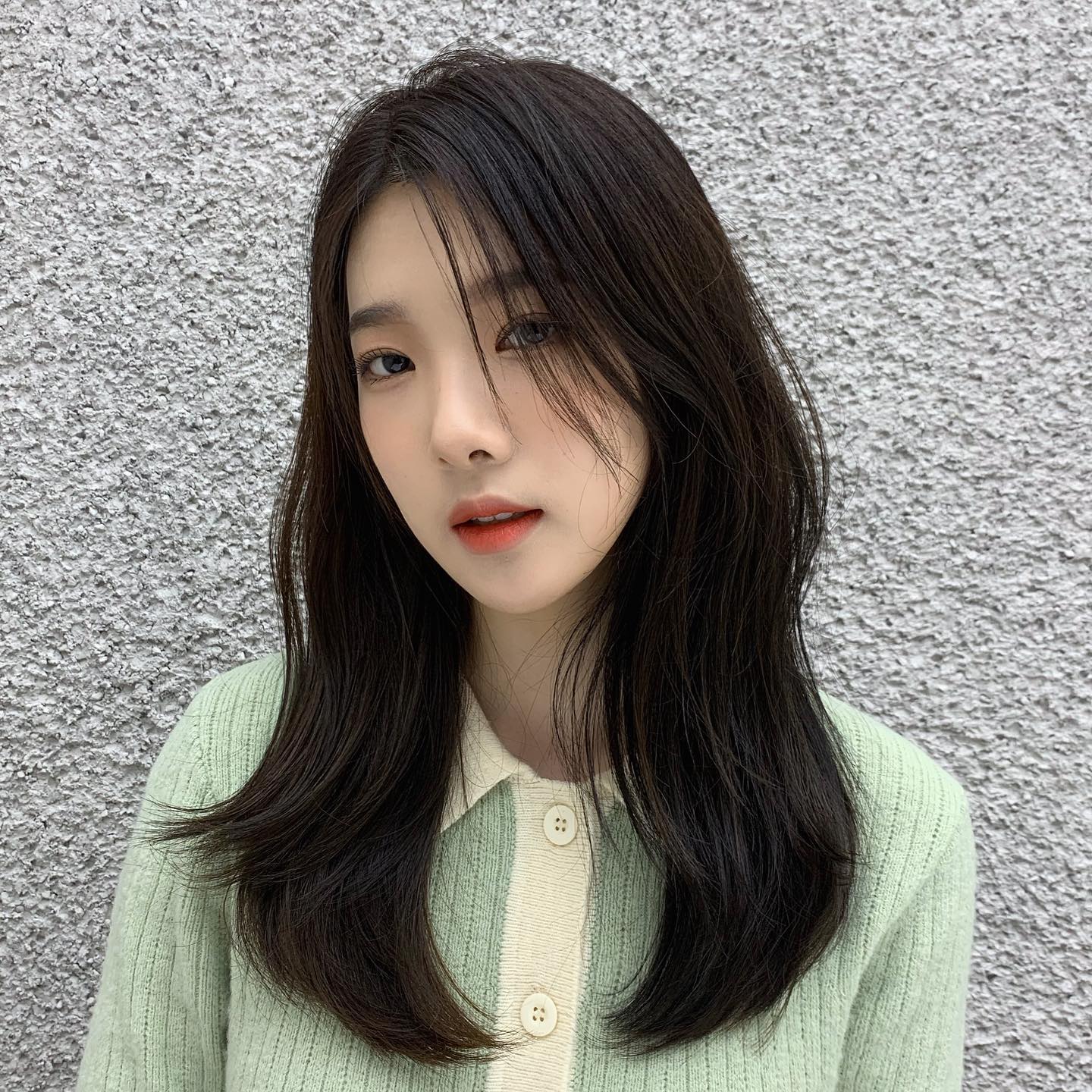 5 kiểu tóc giúp gương mặt dài thêm cân đối, trẻ trung-6