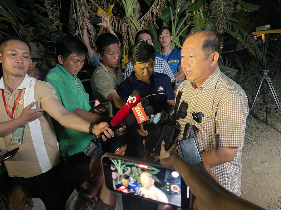 Bé trai 10 tuổi rơi ống trụ bê tông đã tử vong-1