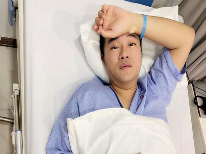 Chân dung nam ca sĩ đóng Thiên Lôi trong Táo Quân 2023-7