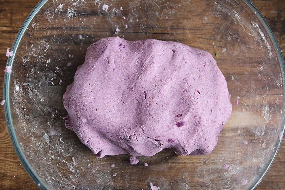 Món bánh từ nhân sâm tím giúp tăng sức đề kháng-2